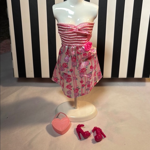 Vintage Other - Barbie Doll Dress with Accessories